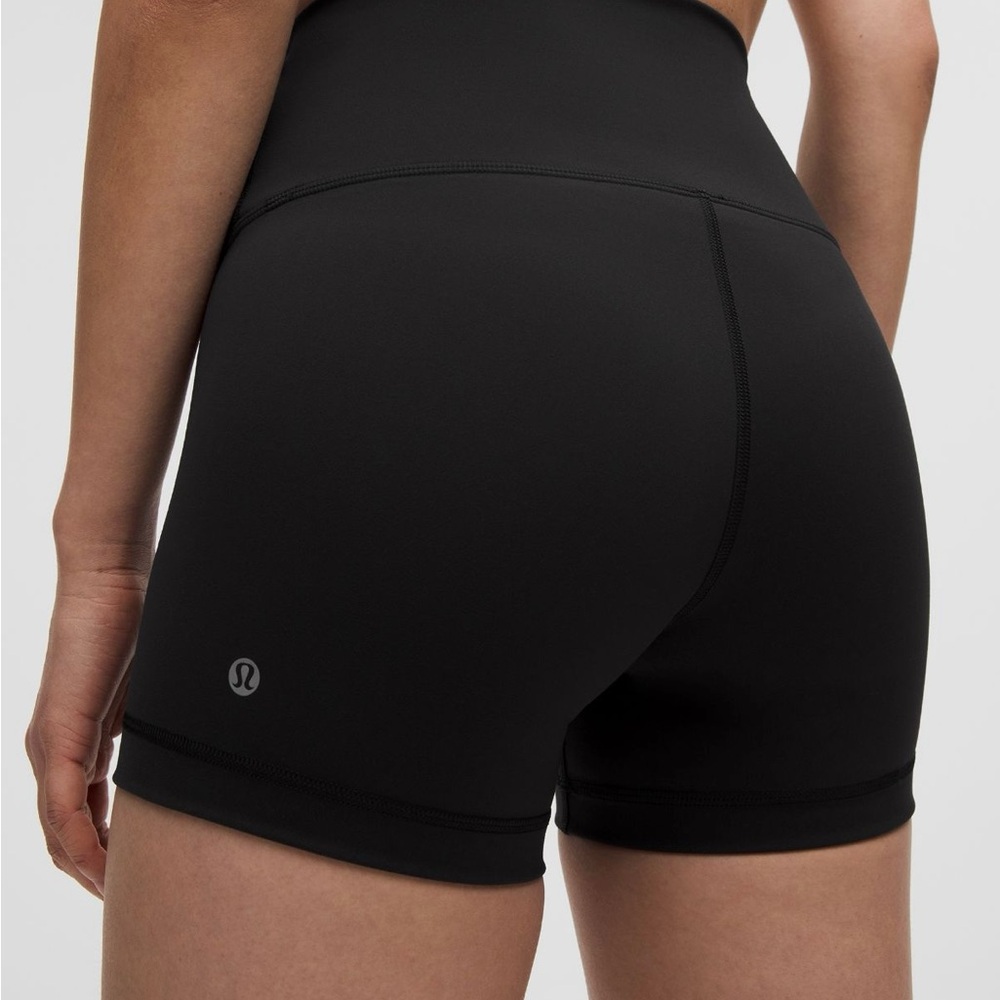 Lululemon Wunder Train HR Short 4"